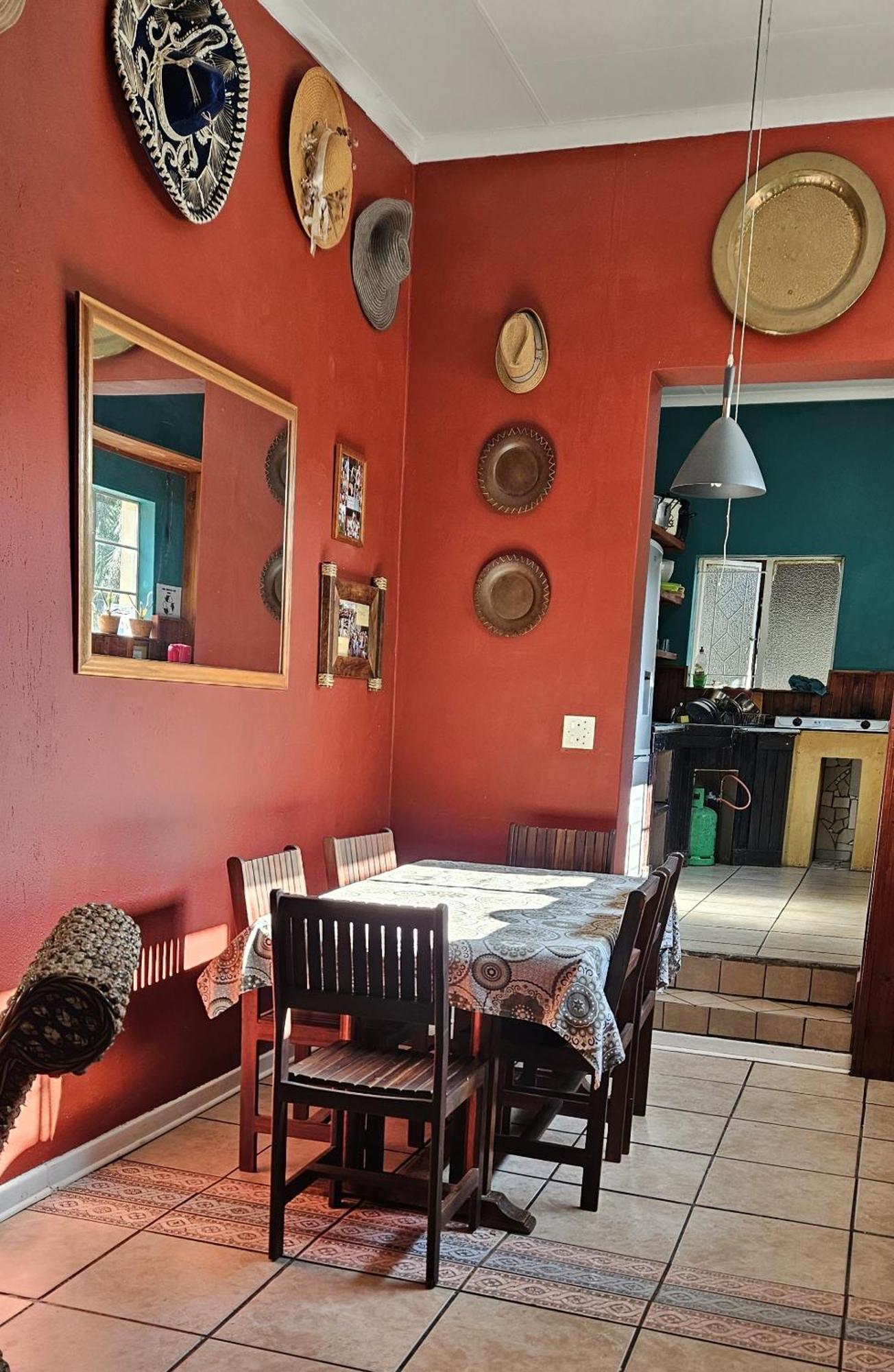 Old Vic Travellers Inn Nelspruit Mbombela Kültér fotó
