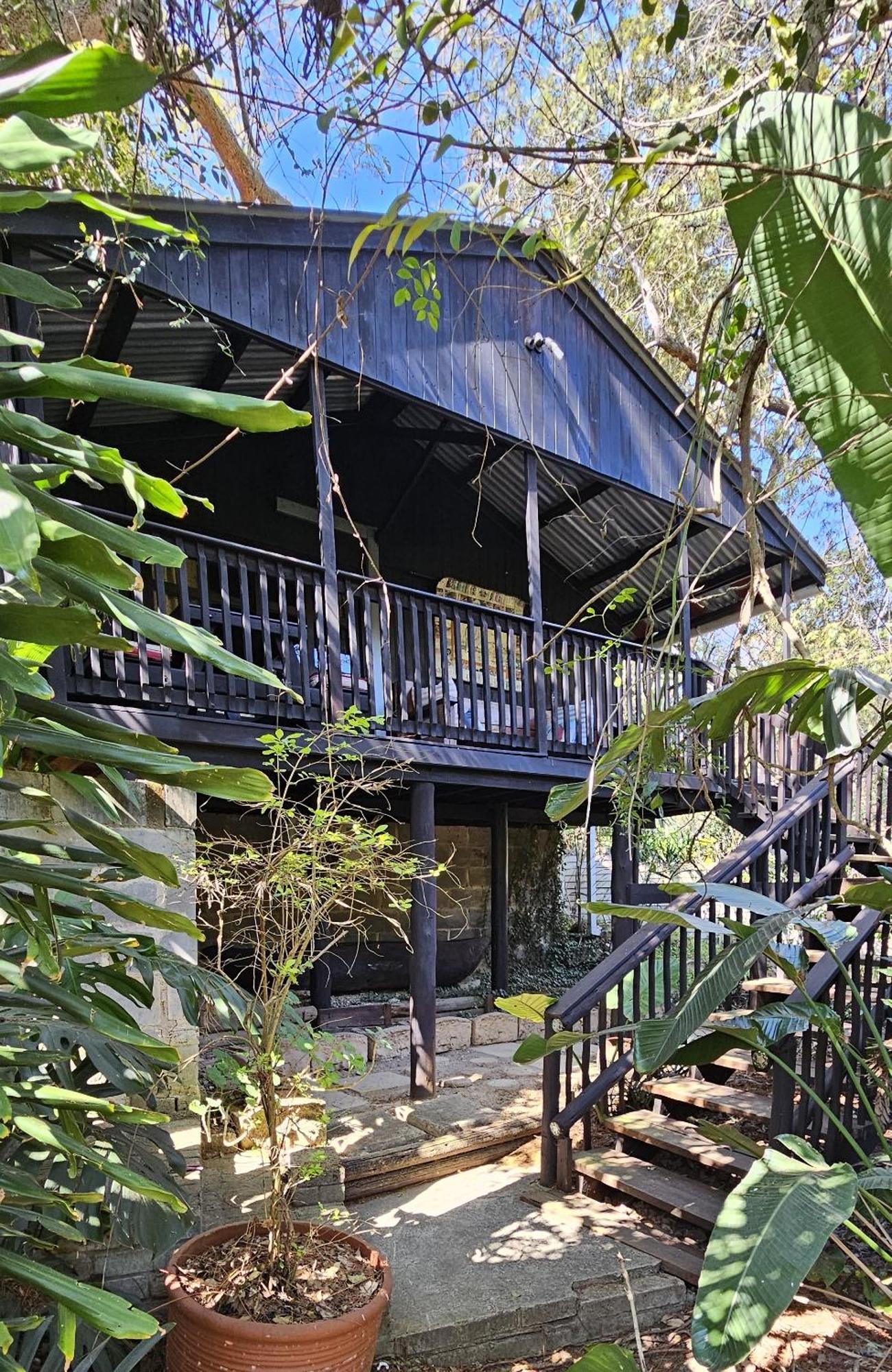 Old Vic Travellers Inn Nelspruit Mbombela Kültér fotó