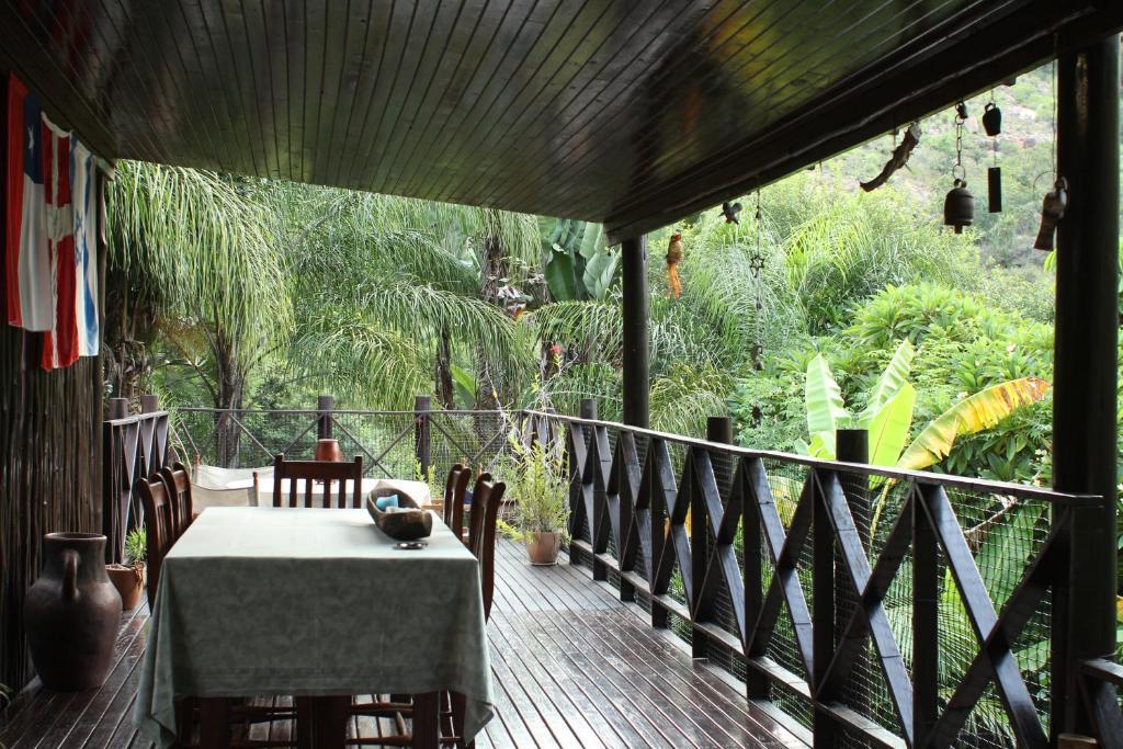 Old Vic Travellers Inn Nelspruit Mbombela Kültér fotó